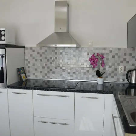 Toni Apartman