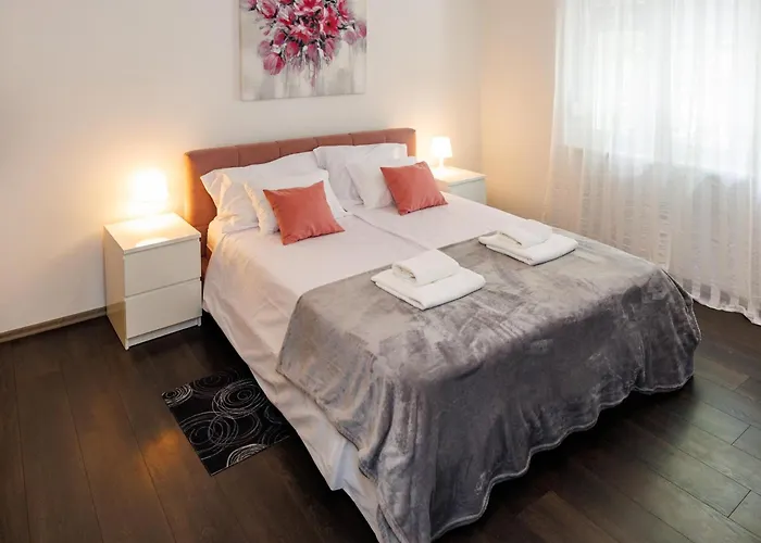 Toni Apartamento Knin